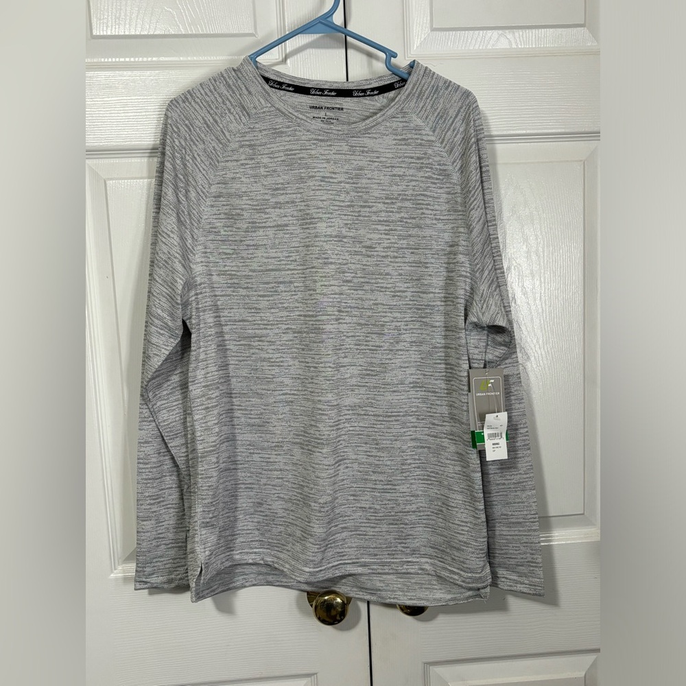 Urban Frontier Sz L Long Sleeve Shirt NWT
